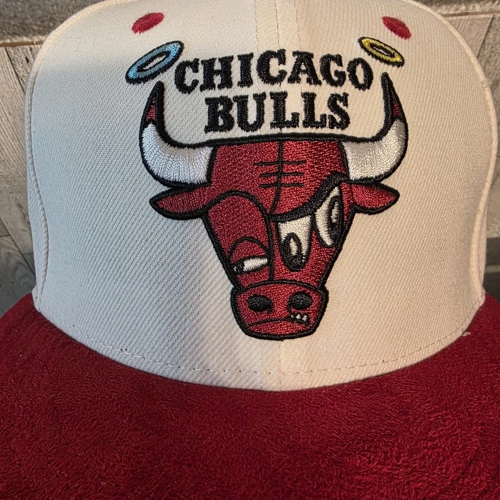 Chicago Bulls White and Red Cap